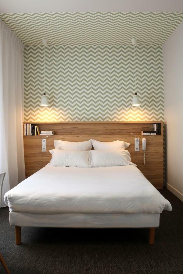 Hotel Et Apparts Marin Laval  Eksteriør billede
