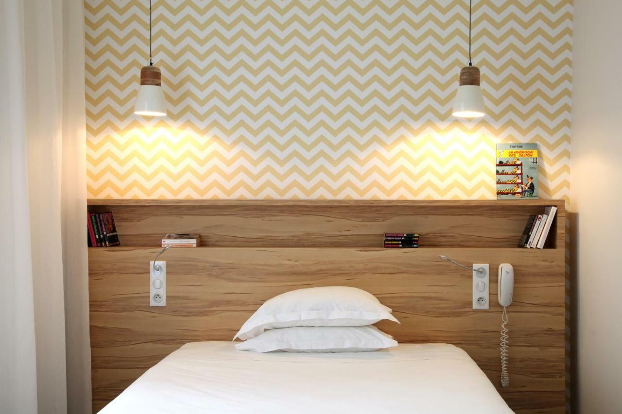 Hotel Et Apparts Marin Laval  Eksteriør billede